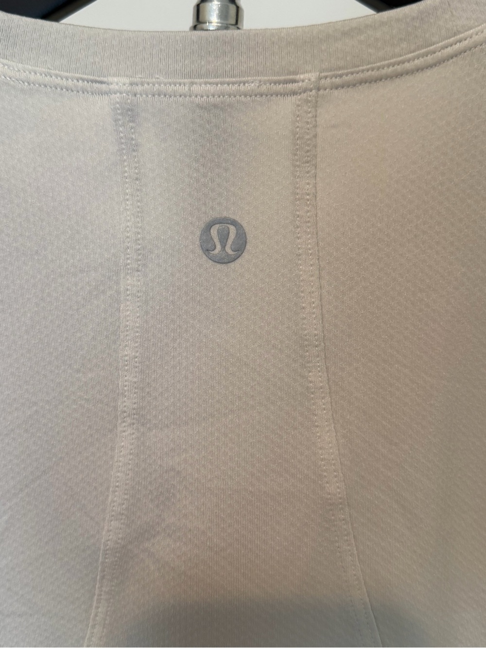 Lululemon AbrasionResistant Training Cropped Tee, Size Tag Missing - Picture 6 of 8